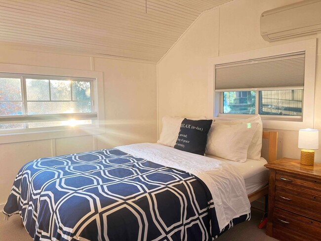 Bed 2 - Queen - N7278 Birch Tree Rd