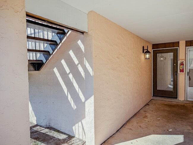 Photo - 403 Marshall Ct