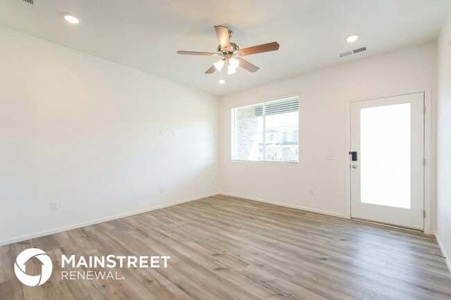 Photo - 12289 Creamery St