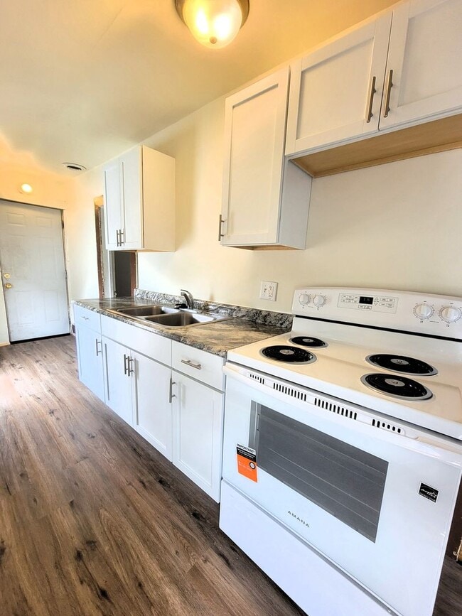 Photo - 324-324-324-322 5th Ave Unit 324 1/2-5th Ave