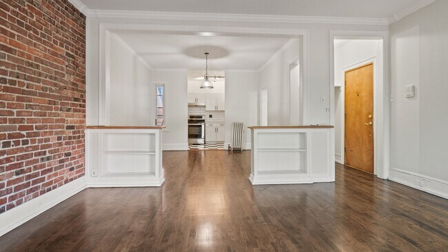 Photo - Darling 2 bedroom, 1 bath Capital Hill Condo Unidad 5