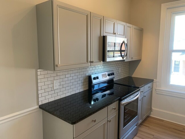 Photo - 718 Cattell St Unit Apartment 2 second floor