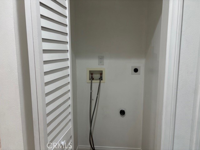 Photo - 17121 Denker Ave