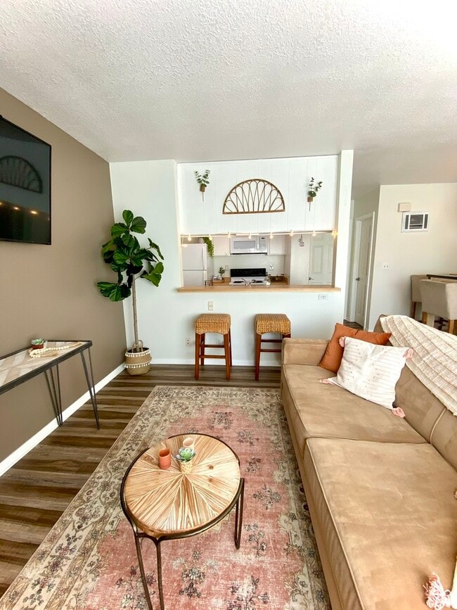 Building Photo - 4753 35th St Unit 6 Rental