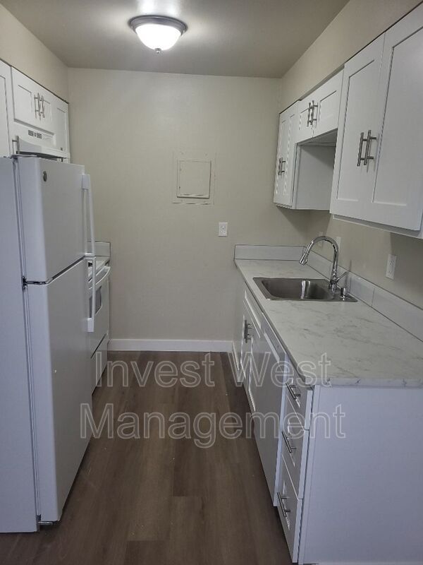 Photo - 1806 E 4th Plain Blvd Unidad #20 Rental