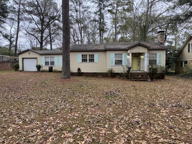 Building Photo - 1081 S Church St