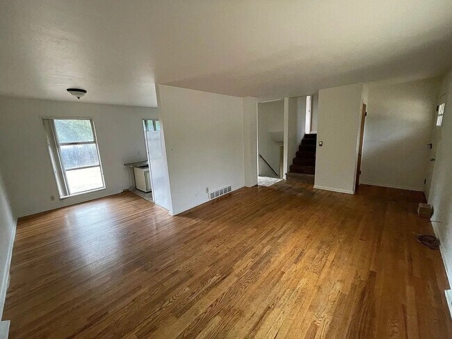 Photo - Charming 4-Bed 2 Bath Bi Level Home in Martin Acres