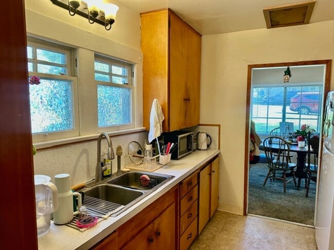 Photo - 3 BEDROOM 2 BATH HOUSE | Prelease for July 15th, 2026.