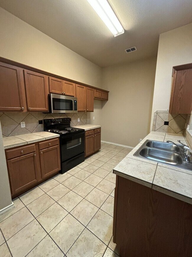 Photo - 1510-1512 Piedmont Drive Unit 1510