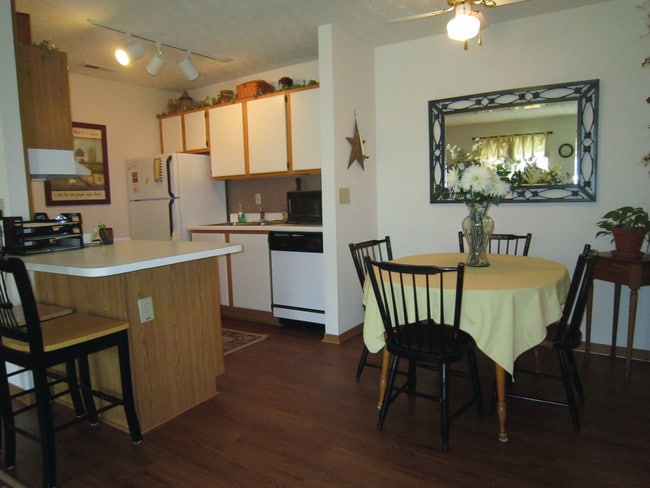 Chartwell Apartments