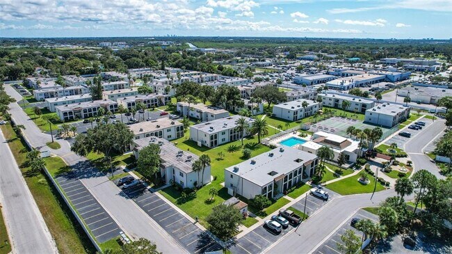 Photo - 7701 Starkey Rd Unidad 102