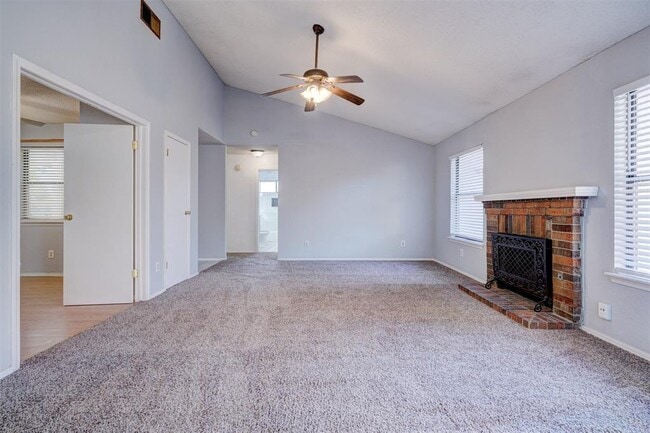 Photo - 6700 NW 124th St