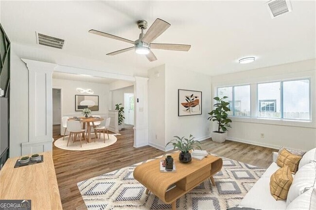Photo - 1258 Lyle Ave
