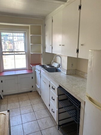 Photo - 115 Pinckney St Unit 4