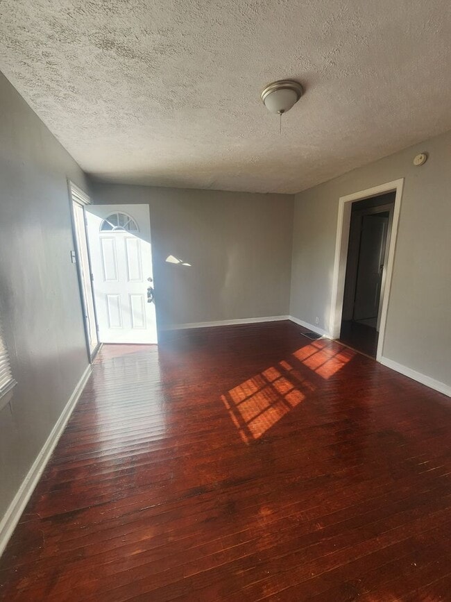 Photo - 3519 N Sherman Dr