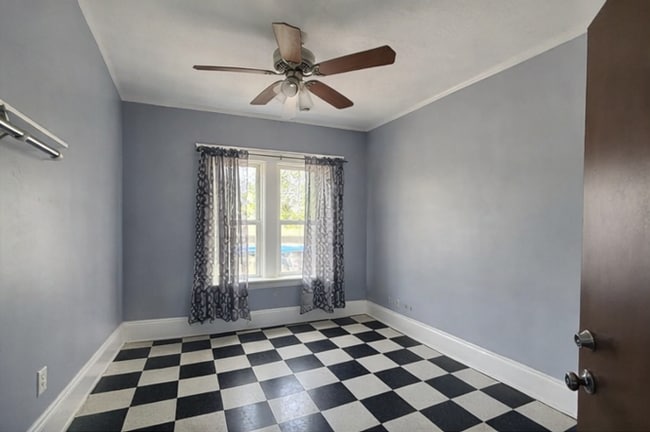 Photo - 2394 W 3rd St