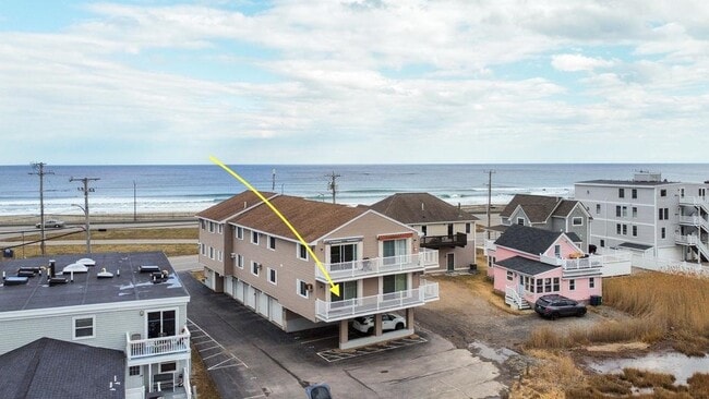 Building Photo - 611 Ocean Blvd Unit 3 Rental