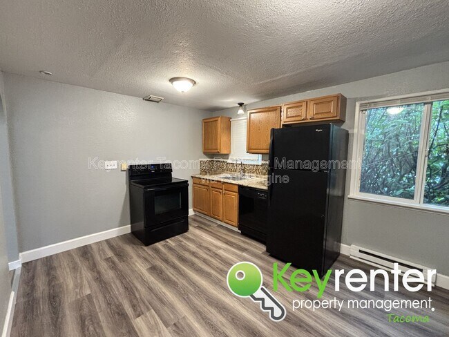 Photo - 7220 S Warner St