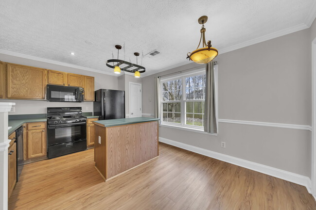 Photo - 225 Osmanthus Way
