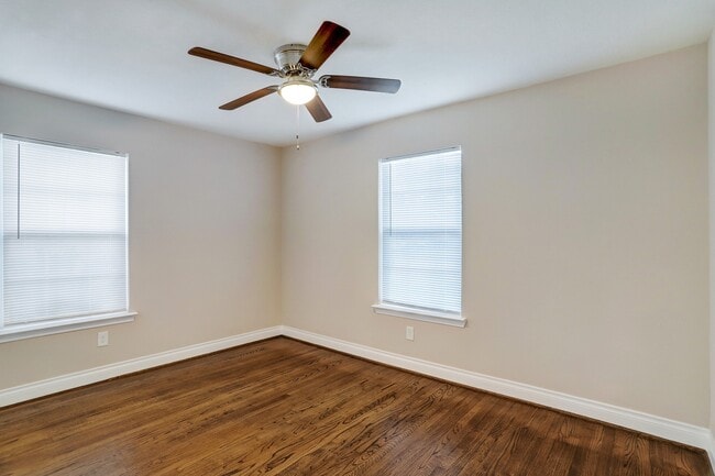 Photo - 6634 Granite St