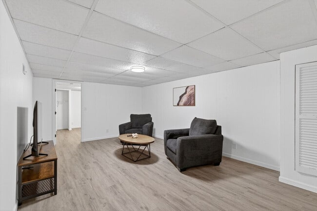 Building Photo - 1545 Reale Ave Unit SI ID1472886P