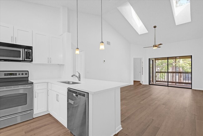 Photo - 3006 S Semoran Blvd Townhome