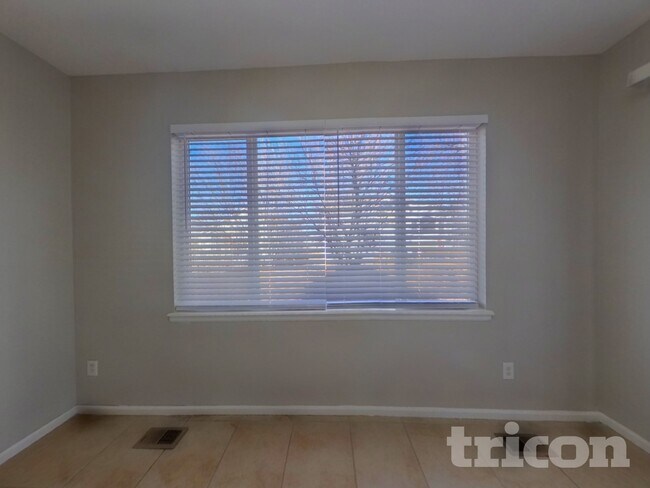 Photo - 10893 Bullock Ct