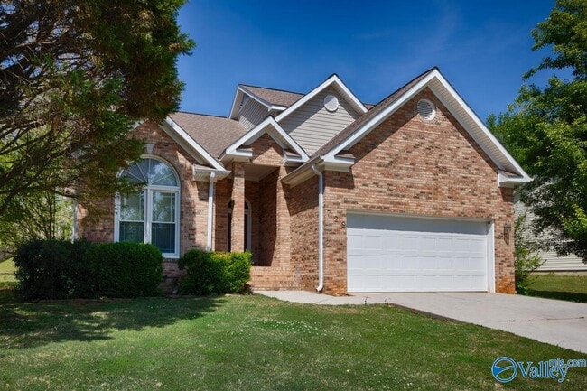 Photo - 722 Highland Dr