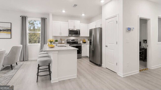 Photo - 2017 Roseleigh Dr