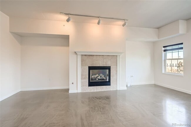 Photo - 1780 N Washington St Unit 305