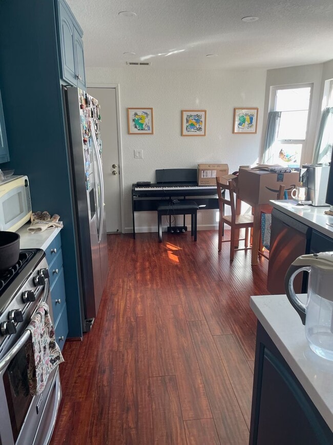 Photo - 127 Shepardson Ln