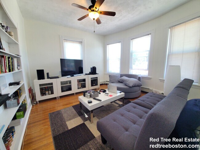 Photo - 22 Belmont St Unit 3