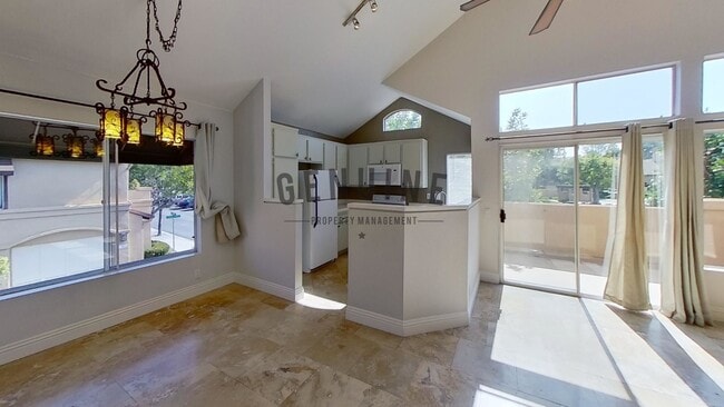Photo - Beautiful 2 Bd 2 Ba Condo at Silvertide Bear Brand