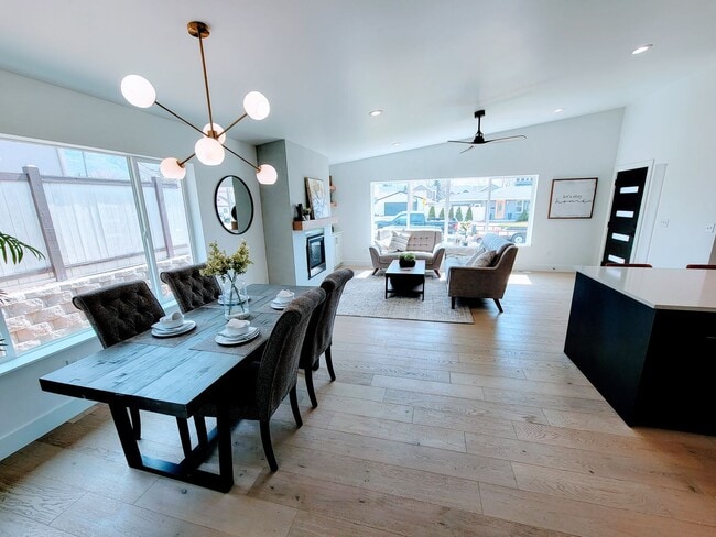 Photo - ABSOLUTELY UNBELIEVABLE NEW HIGH END CUSTOM HOME!
