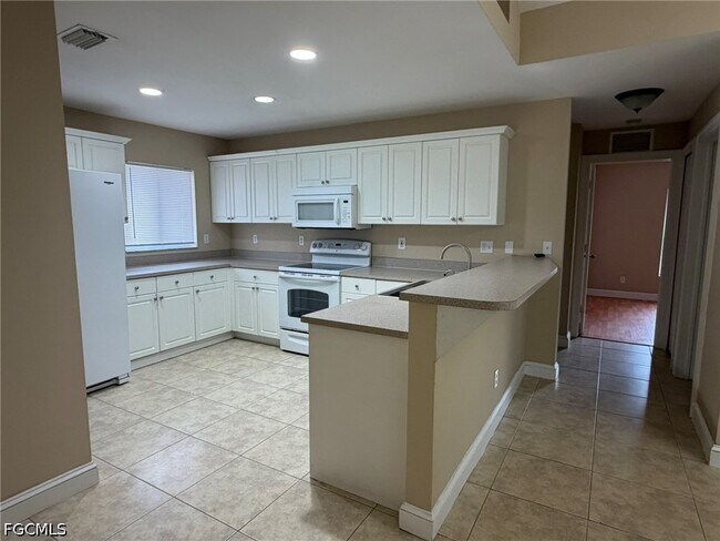Photo - 3404 NE 9th Ave