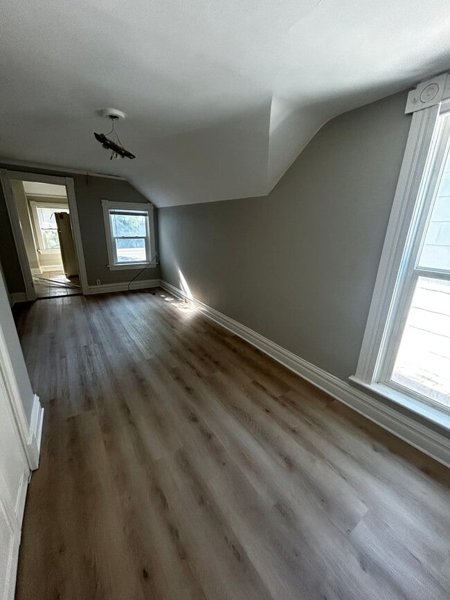 Photo - 1206 E 3rd St Unit Apt. B