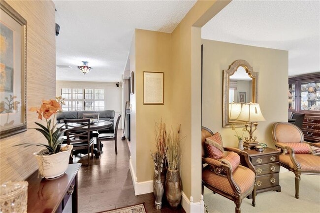 Photo - 4909 S Elberon St