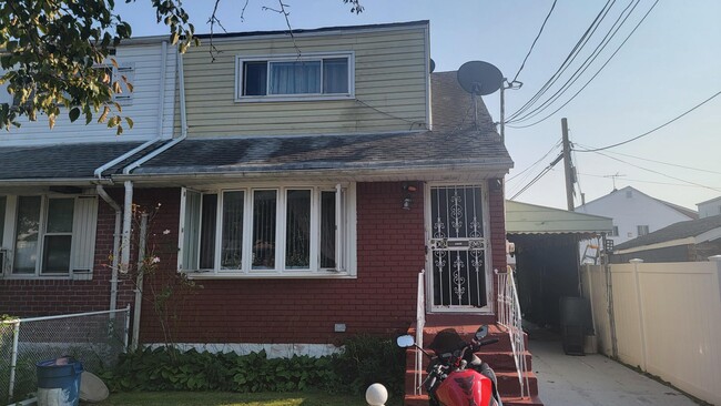 Photo - 14214 130th Ave Unidad 142-14 130th avenue