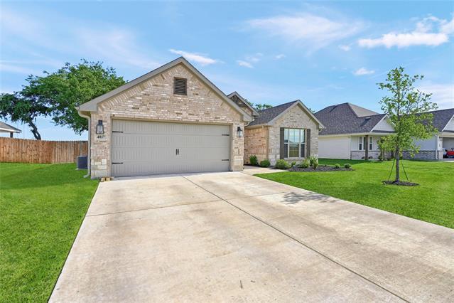 Photo - 4817 Enclave Dr House