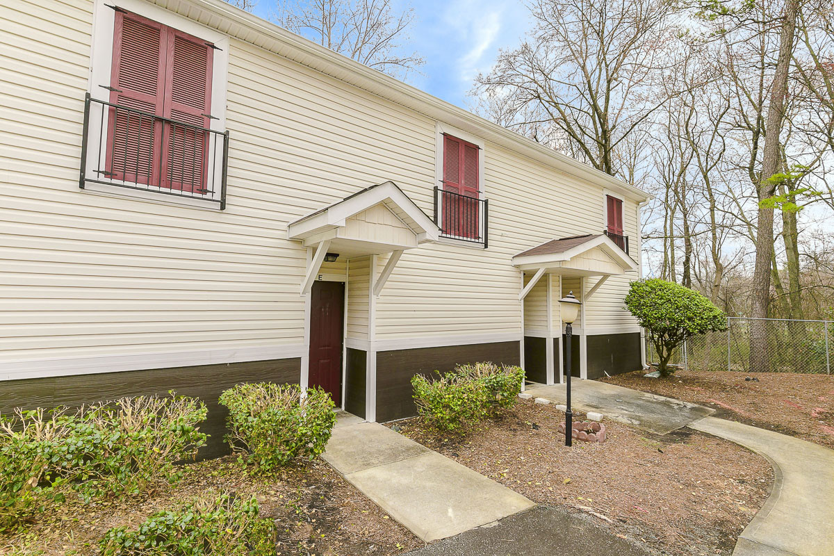 Willow Run - Willow Run Apartments