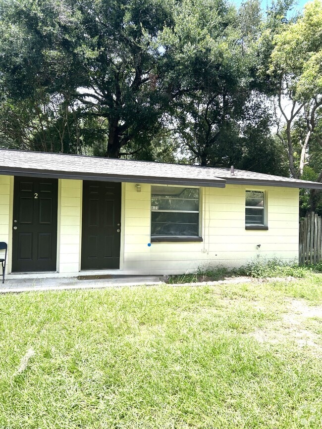 Building Photo - 8125 Cass Rd Unit #1 Rental