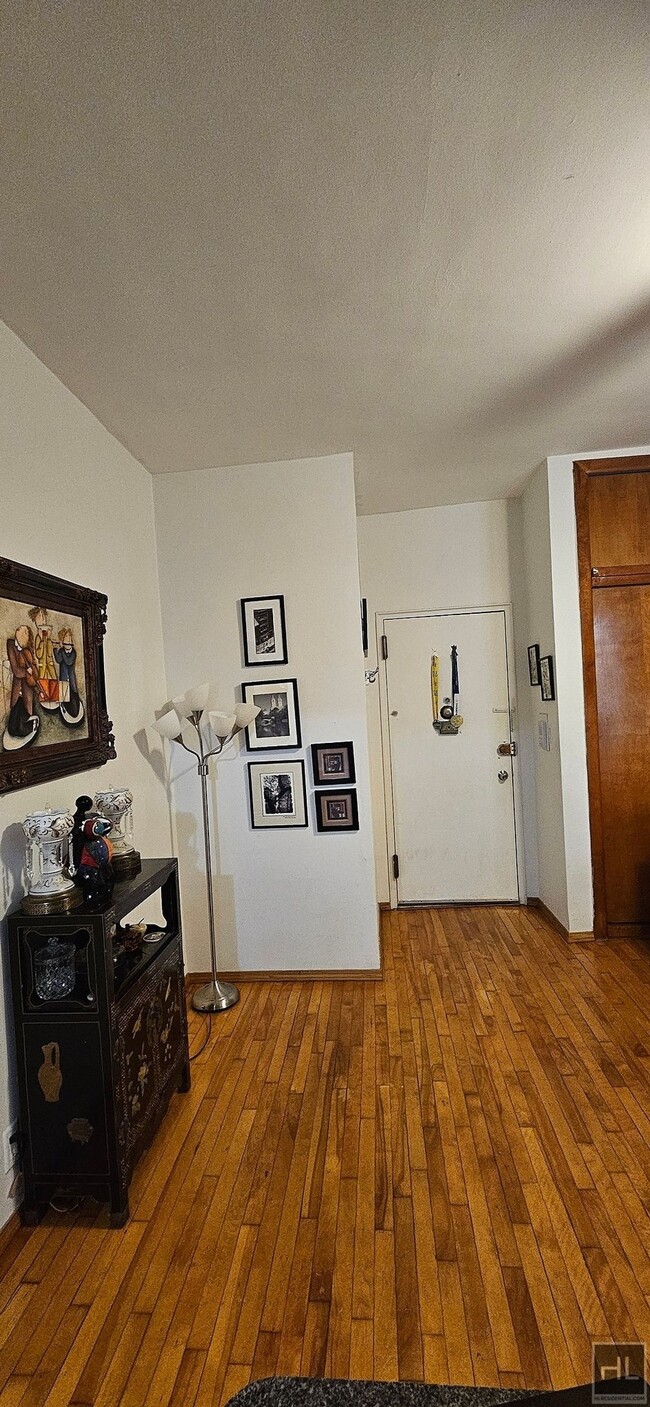 Photo - W 56th St Unit 4B