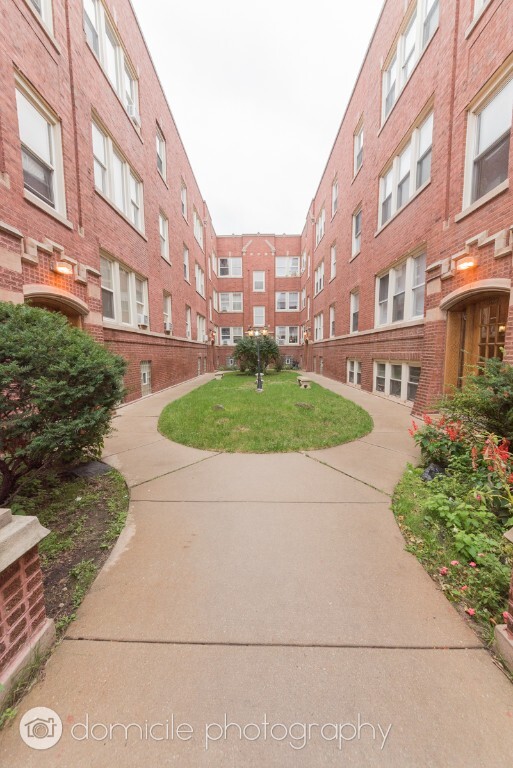 Photo - 3115 W Foster Ave Unit 3121 H1