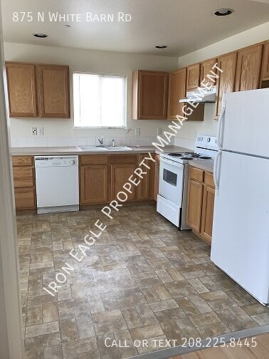 875 N White Barn Rd