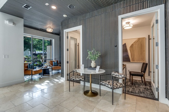 Photo - Galatyn Station