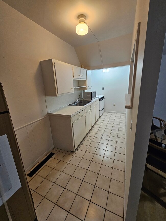 Photo - 413 W Vine St Unit 0