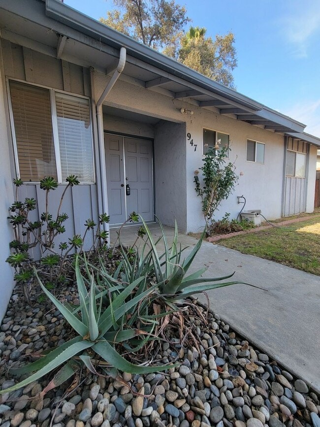 Photo - Cozy Southwest Visalia home off of Demaree...