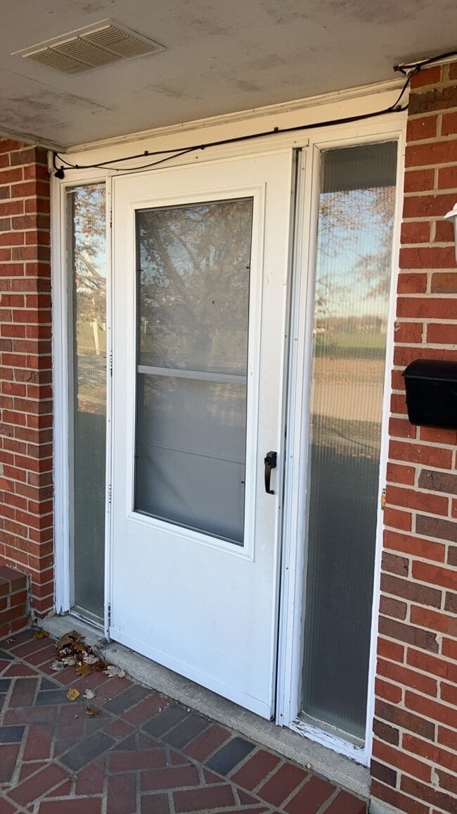 Photo - 970 W Alkaline Springs Rd