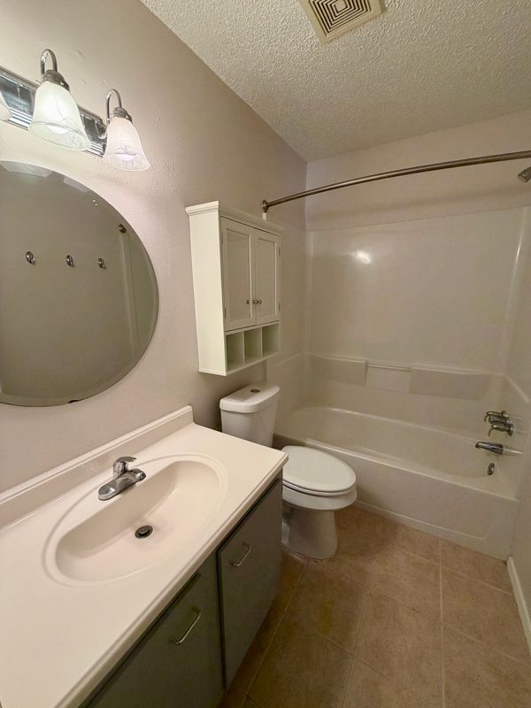 Photo - 18210 Almonte Ln