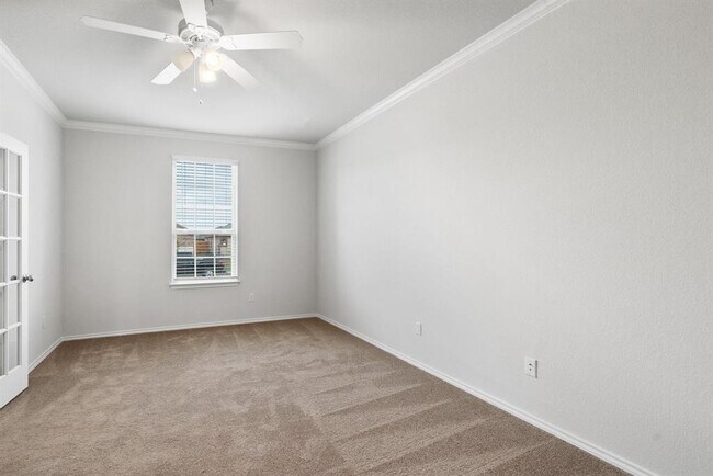 Photo - 168 Gunther Way